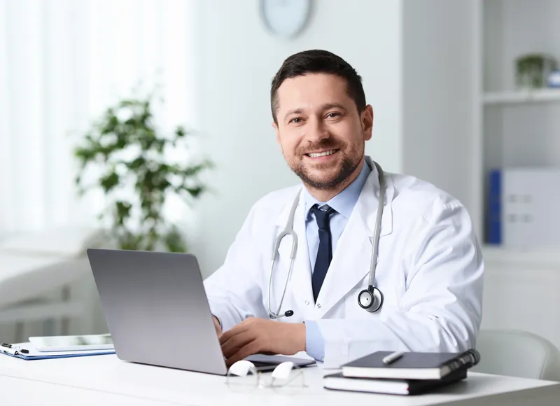 Arrendamiento deducible para médicos y clínicas